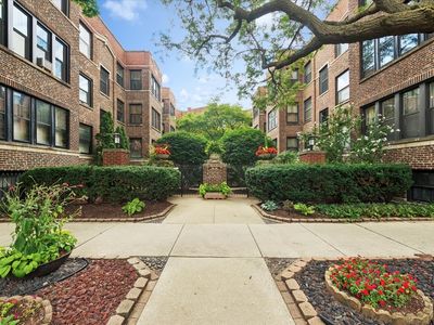 745 W Brompton Ave APT 2, Chicago, IL, 60657