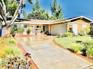 23919 Hartland St, West Hills, CA 91307