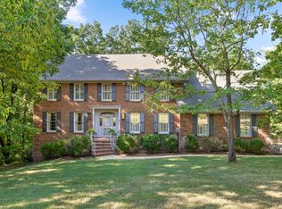 7 Highdown Ct, Signal Mountain, TN 37377