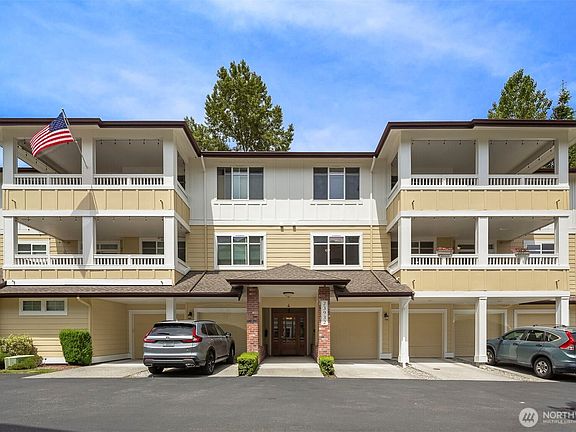 4th image of 23932 NE 115th Lane #2034
