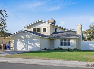 2408 Clara Rd, Bakersfield, CA 93304