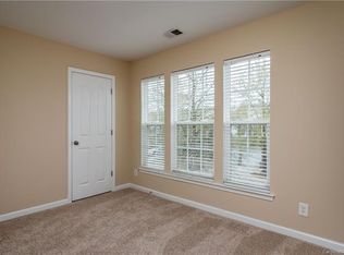 9028 Bishop Crest Ln, Charlotte, NC 28277