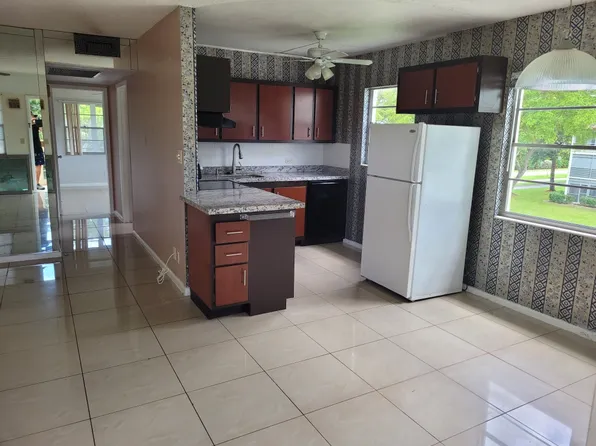 100 Mansfield E #3, Boca Raton, FL 33434