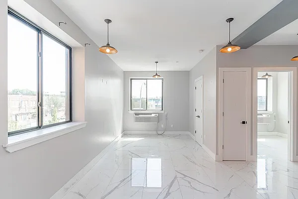 Rented by MySpaceNYC | media 3