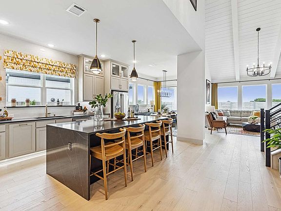 The Rolland - Kitchen