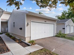 3461 Cedarview Ct, Bettendorf, IA 52722