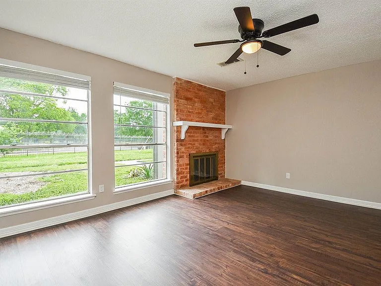 5809 Village Forest Ct — Photo 7