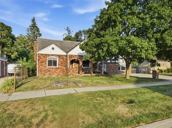 6466 N Lafayette St, Dearborn Heights, MI 48127