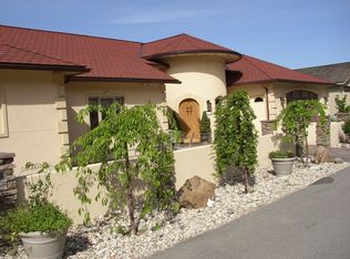 618 Upper Daniels Dr NE, East Wenatchee, WA 98802