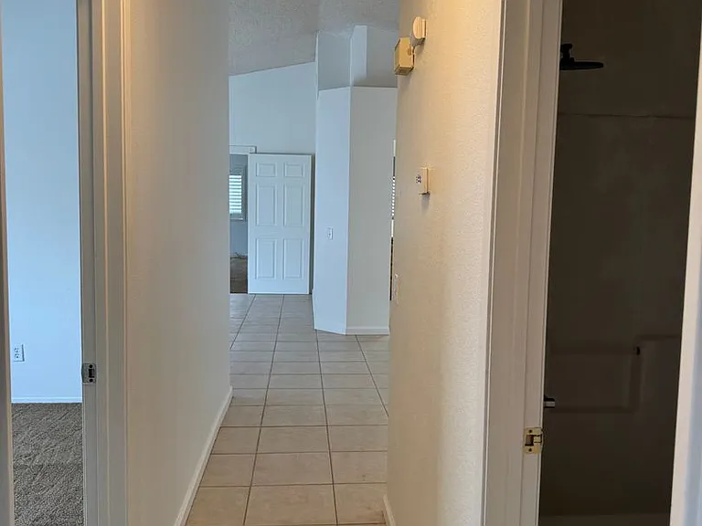 15191 Farmington Ct — Photo 26