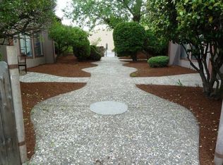 1970 Table Rock Rd APT 1, Medford, OR 97501