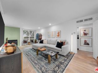 927 N Kings Rd APT 113, West Hollywood, CA 90069