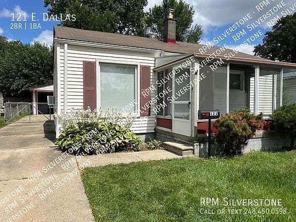 2nd image of 121 E Dallas Ave