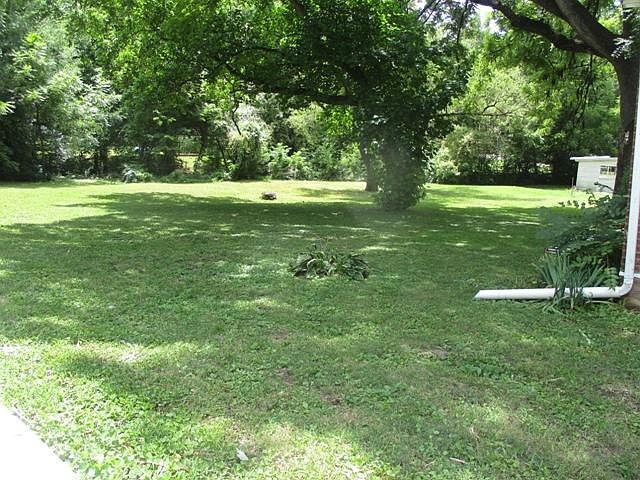 2nd image of 901 3rd St