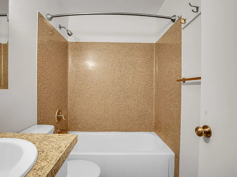 5920 SW Erickson Ave — Photo 17