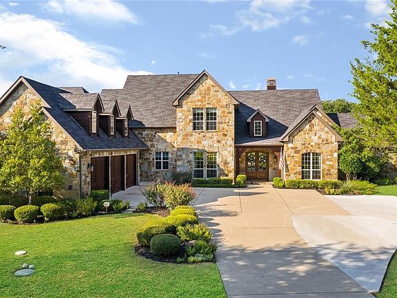 4th image of 4553 Lake Breeze Dr
