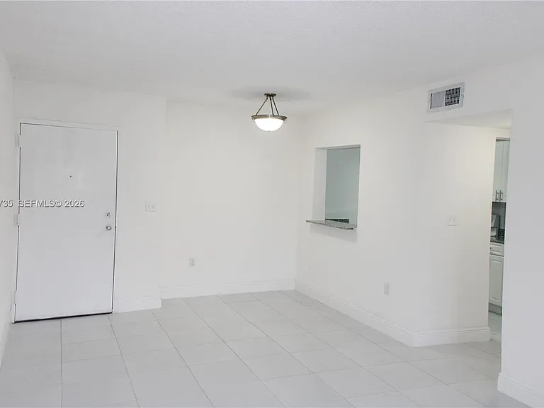 1850 SW 122nd Ave #318 — Photo 4