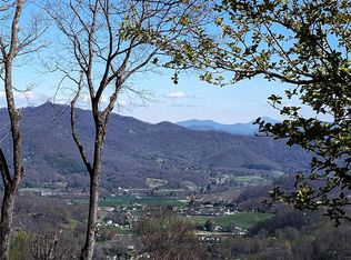 40 Dorchester Rd, Waynesville, NC 28785