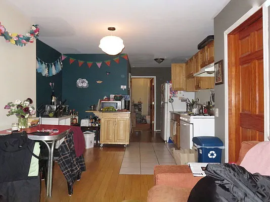 Rented by Rentall Group Inc | media 2