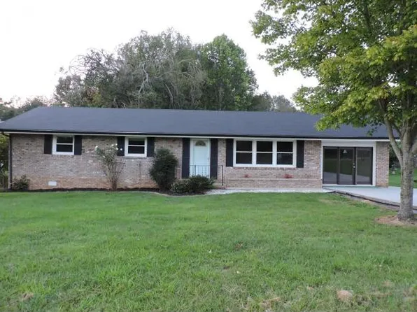 1134 Volunteer Blvd, Church Hill, TN 37642