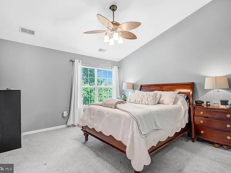 8628 Ellesmere Way — Photo 20