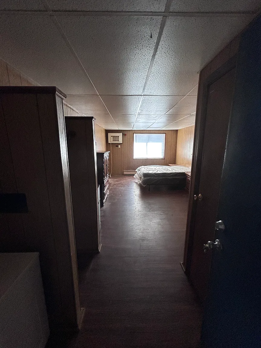 2413 Route 390 Room 11 photo 1