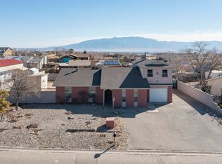 699 Zuni Rd SE, Rio Rancho, NM 87124
