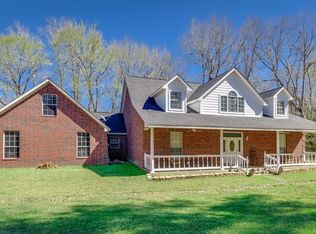 9886 Calvary Rd, Willis, TX 77318