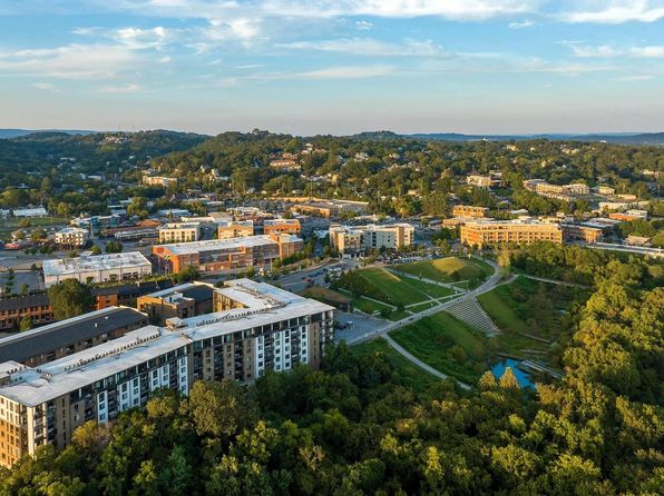 200 Manufacturers Rd APT 443