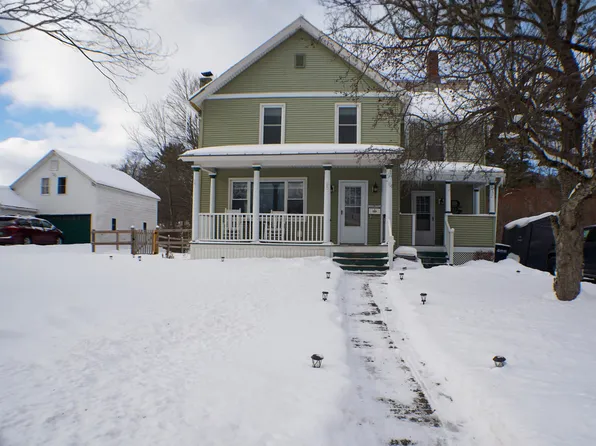 25 Gibbs Street, Proctor, VT 05765