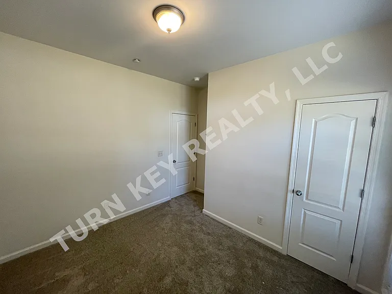 112 Vann Cir — Photo 10