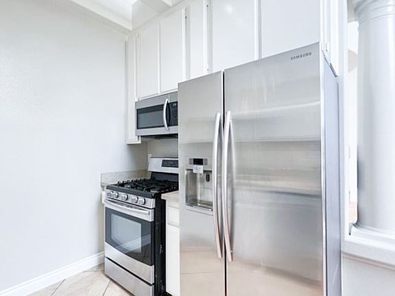 5th image of 12810 Caswell Ave APT 201