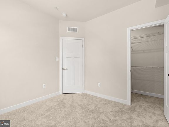 5th image of 19705 Preservation Mews