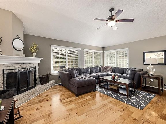 4th image of 11101 Pebble Garden Ln