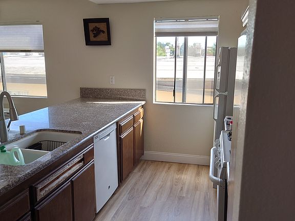 3rd image of 2863 Broadway Unit 2BE