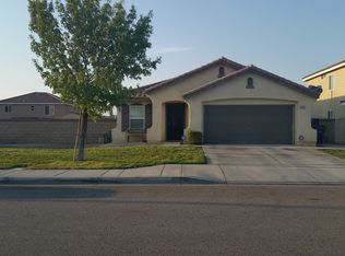 1809 E Kettering St, Lancaster, CA 93535