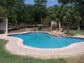3rd image of 217 Windwood Cir