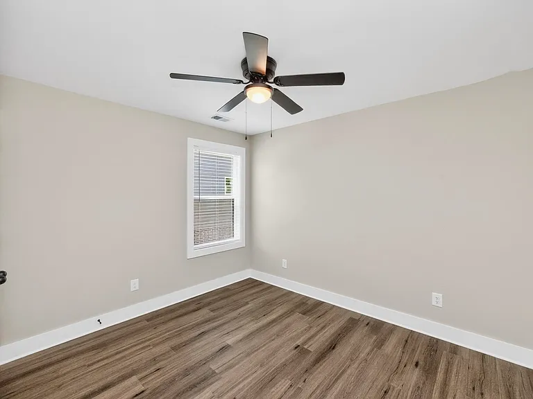 206 Ross Ave #110 — Photo 33