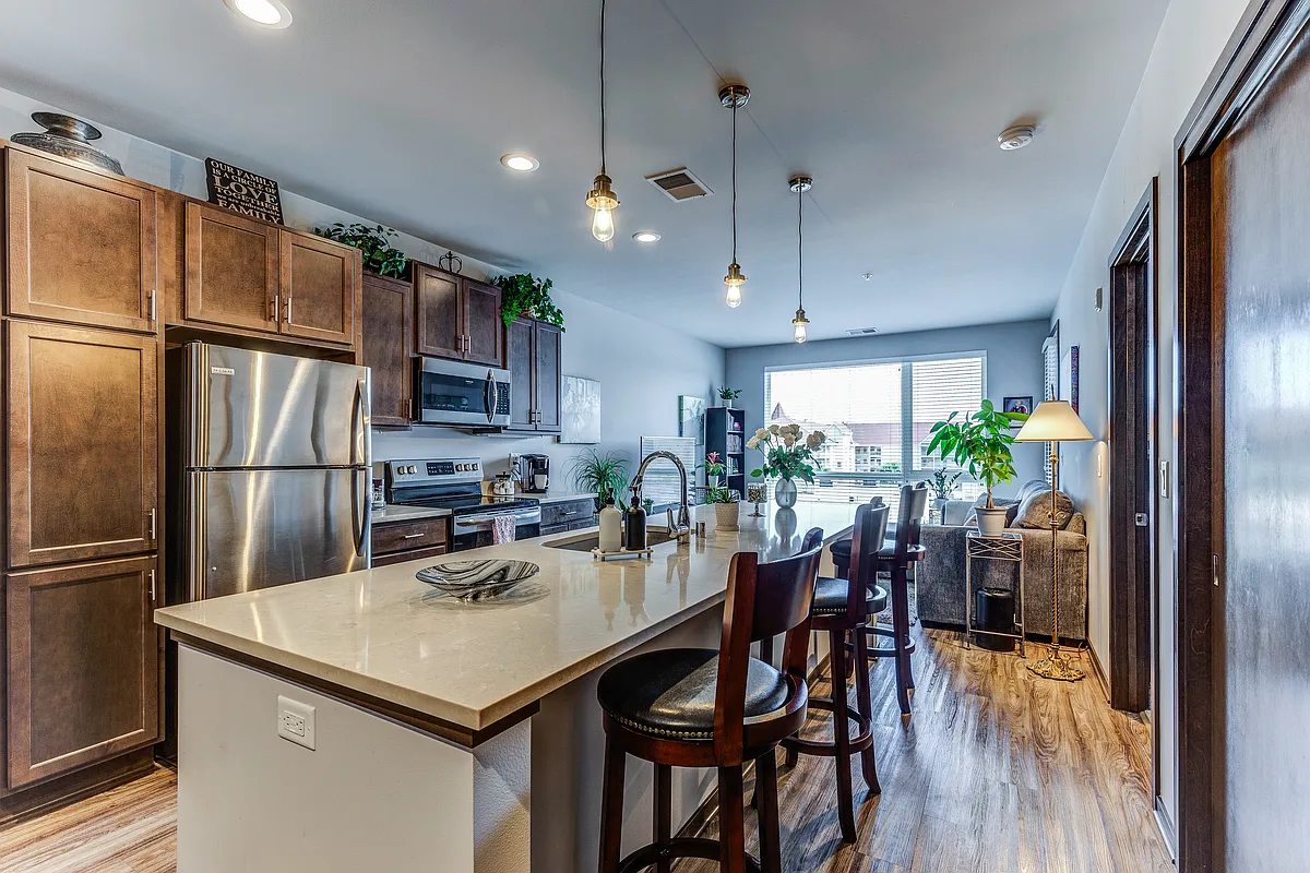Building Photo - Clearpoint Apartments