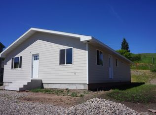 24 Cottonwood Ave, Stockett, MT 59480