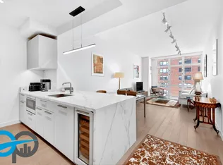 305 East 51st Street 5H image 1 of 16