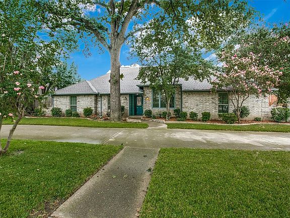 2nd image of 646 Havencrest Ln