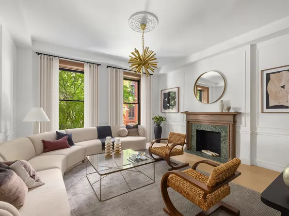 53 West 85th Street image 2 of 36