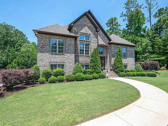 2nd image of 392 Grey Oaks Dr