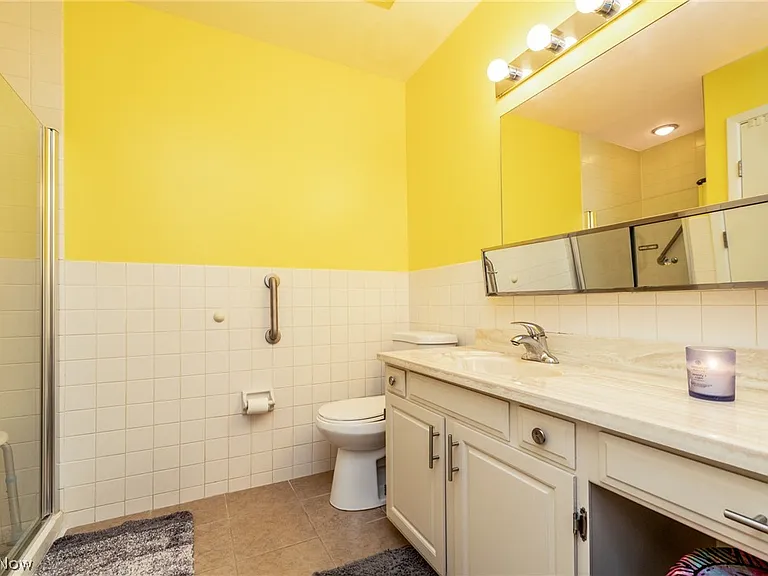2112 Acacia Park Dr #220 — Photo 12