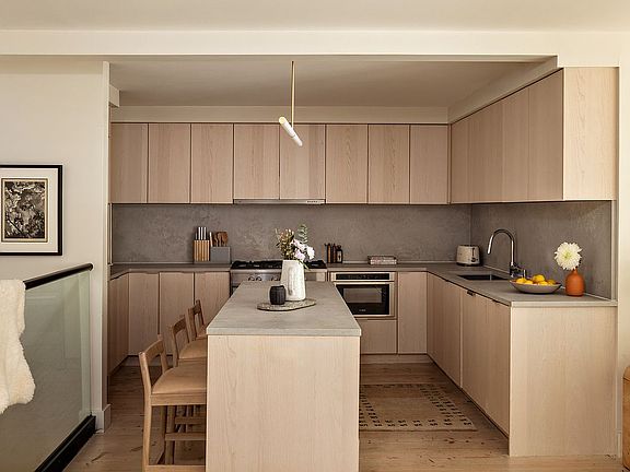 3rd image of 78 2nd Pl APT 1