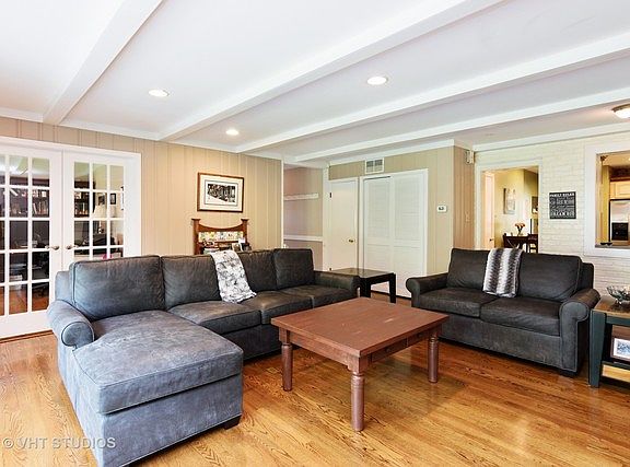 5th image of 602 E Lynden Ln