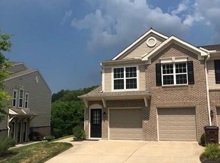 634 Riversbreeze Dr, Ludlow, KY 41016