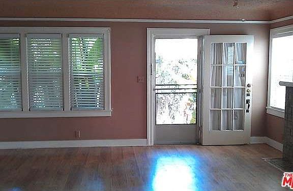 3rd image of 1230 N Ogden Dr