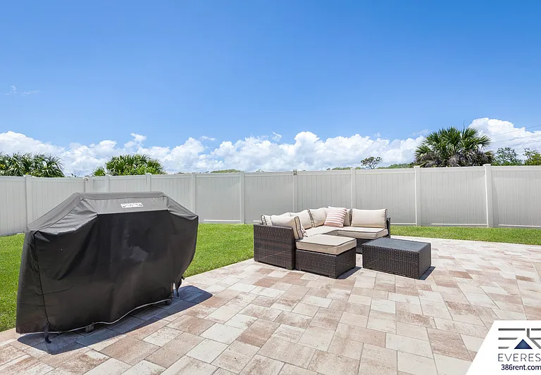 66 Los Lagos Blvd — Photo 40